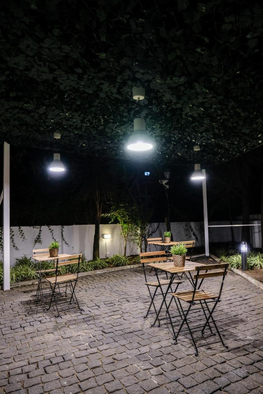 4U Lisbon VI Guesthouse Airport Esterno foto